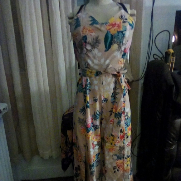 Jumper - Picture 3 of 3